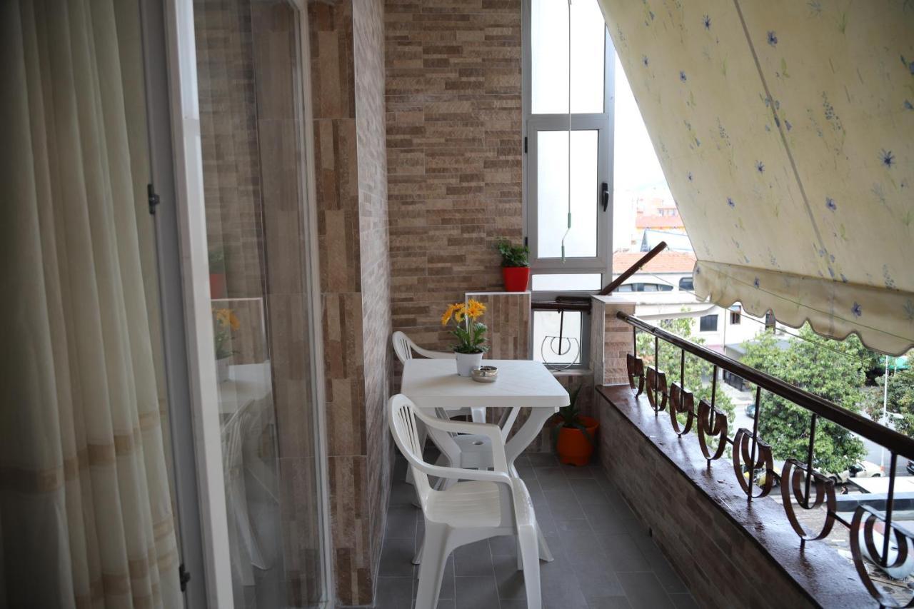 "Tata'S New Home!" Tirana Extérieur photo