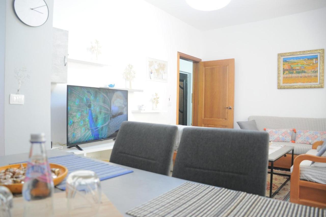 "Tata'S New Home!" Tirana Extérieur photo